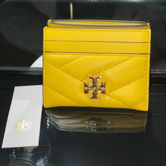 NEW! Tory Burch Kira Chevron Card Case in Limone - Picture 7 of 7